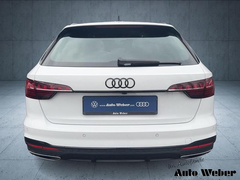 Gebraucht Audi A4 S-Line 204 PS (150 kW) 2024 Grau Kombi