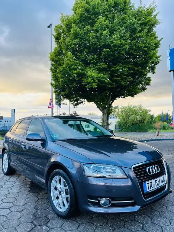 Gebraucht Audi A3 Ambition 160 PS (117 kW) 2011 Andere farben Kleinwagen