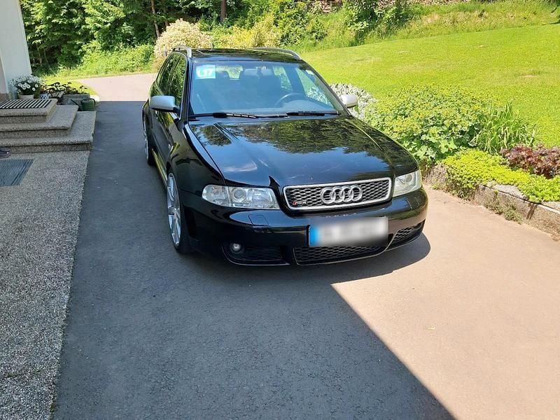 Second-hand Audi RS4 460 CP (338 kW) 2001 Negru Break