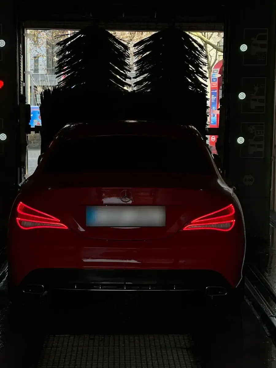 Gebraucht Mercedes CLA250 211 PS (155 kW) 2015 Rot Coupé