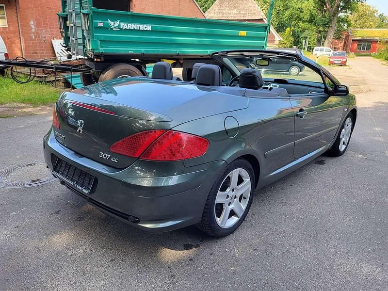 Gebraucht Peugeot 307 CC Sport 177 PS (130 kW) 2004 Lackierung manitobagrau Cabrio