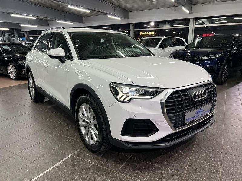 Gebraucht Audi Q3 Sportback Sport 150 PS (110 kW) 2022 Ibisweiss SUV