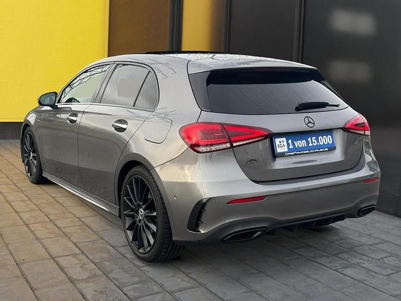 Gebraucht Mercedes A220 AMG line Plus 190 PS (139 kW) 2018 Grau metallic