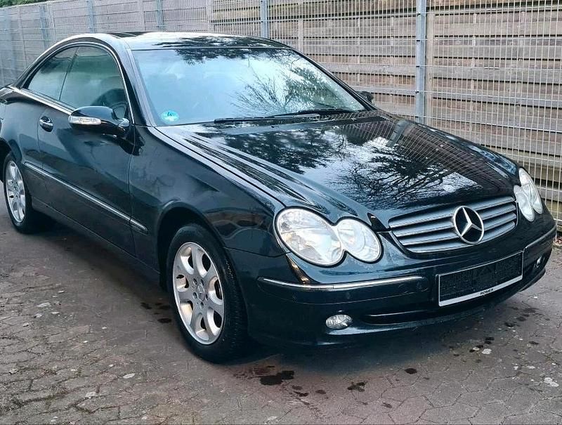 Gebraucht Mercedes CLK240 170 PS (125 kW) 2004 Schwarz Coupé