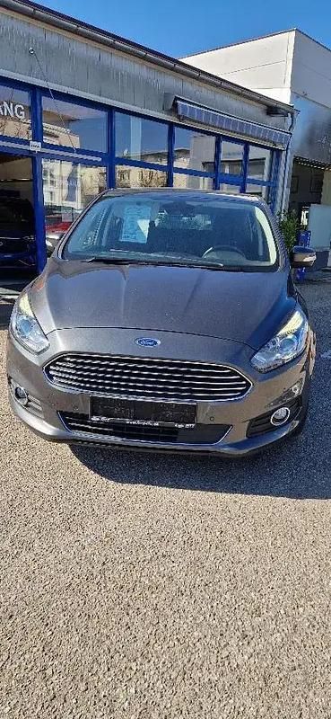 Gebraucht Ford S-MAX Titanium 239 PS (175 kW) 2017 Magneticgrau (metallic) Van / Kleinbus