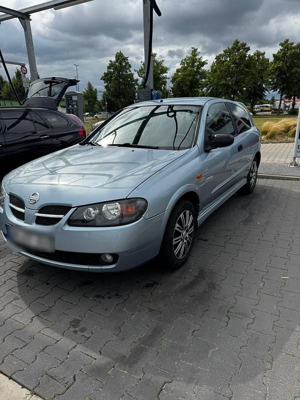 Blau Gebraucht 2004 Nissan Almera Coupé | 900 € (Fairer Preis) - Bild 1/4
