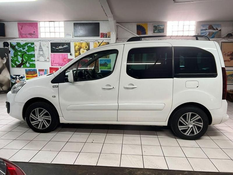 Gebraucht Citroën Berlingo Shine 99 PS (72 kW) 2017 Weiß Van / Kleinbus