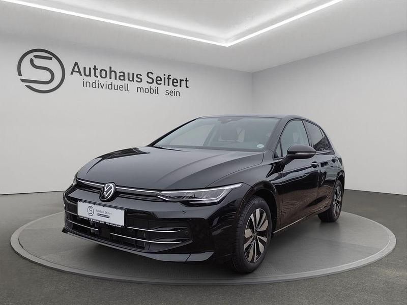 Schwarz Neu 2025 VW Golf VIII Goal Limousine | 29.990 € (Etwas zu teuer) - Bild 1/4