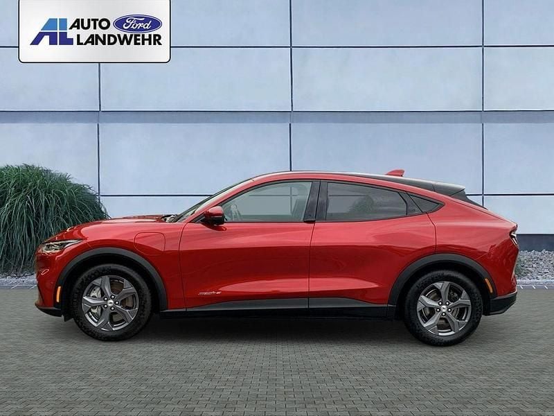 Gebraucht Ford Mustang Mach-E Basis 197 kW (269 PS) 2022 Rot SUV