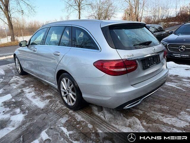 Gebraucht Mercedes C200 Avantgarde 184 PS (135 kW) 2017 Silber Limousine