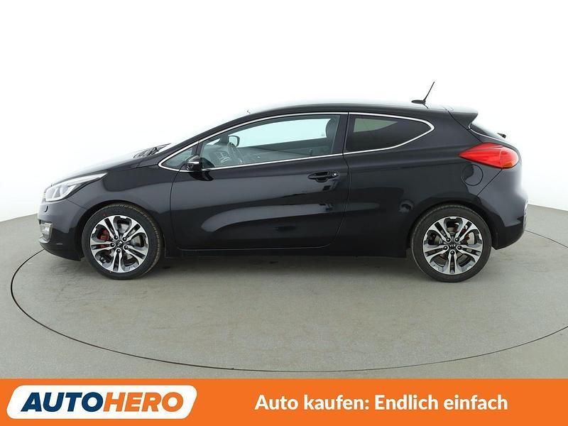 Gebraucht Kia Ceed Spirit 135 PS (99 kW) 2015 Schwarz Kleinwagen