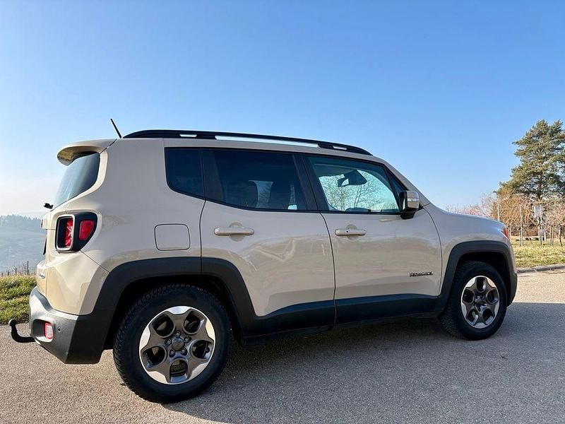Gebraucht Jeep Renegade Longitude 140 PS (102 kW) 2016 Beige SUV