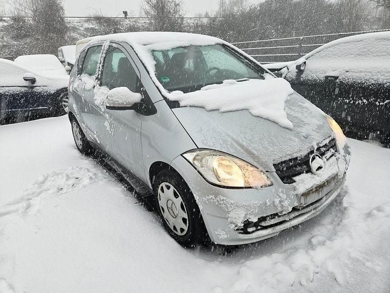 Gebraucht Mercedes A170 116 PS (85 kW) 2009 Silber Limousine