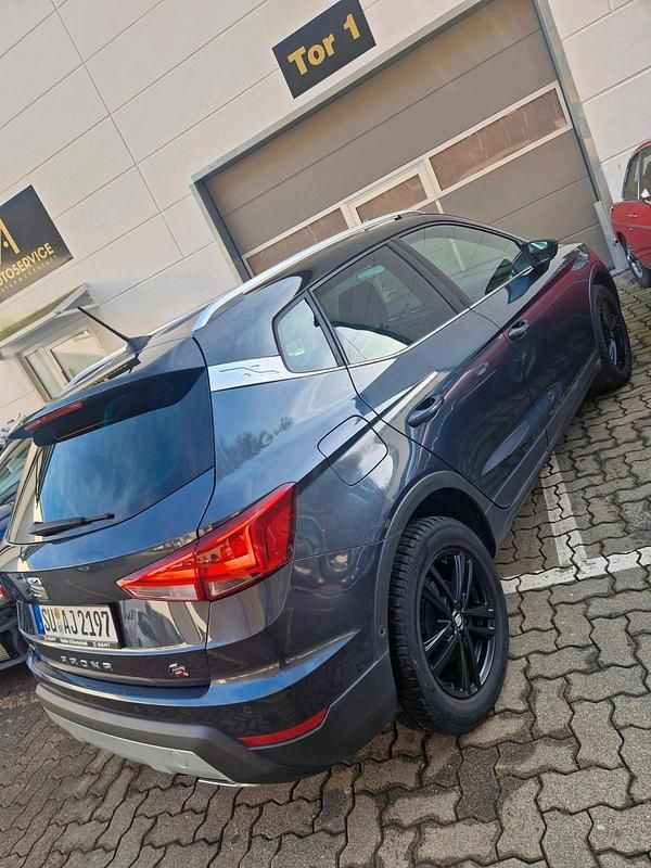 Gebraucht Seat Arona FR 90 PS (66 kW) 2020 Grau SUV