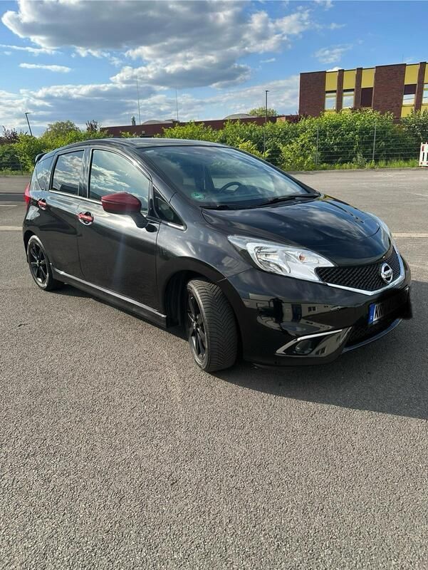 Schwarz Gebraucht 2016 Nissan Note Black Edition Van / Kleinbus | 7.999 € (Fairer Preis) - Bild 1/4