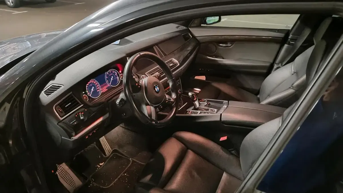 Gebraucht BMW 550 449 PS (330 kW) 2013 Limousine