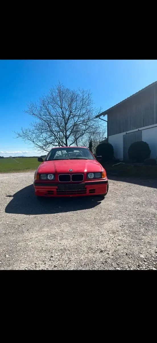 Gebraucht BMW 316 102 PS (75 kW) 1993 Rot Limousine