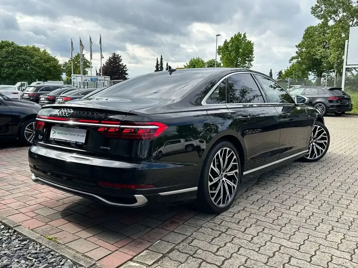 Gebraucht Audi A8 Sport 286 PS (210 kW) 2023 Schwarz Limousine