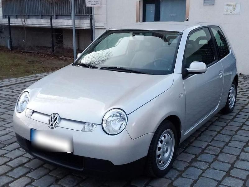 Silber Gebraucht 2000 VW Lupo Kleinwagen | 3.999 € - Bild 1/4