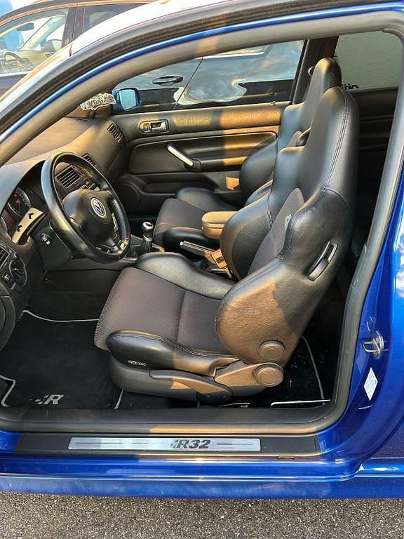 Blau Gebraucht 2003 VW Golf IV R Limousine | 37.000 € - Bild 1/4