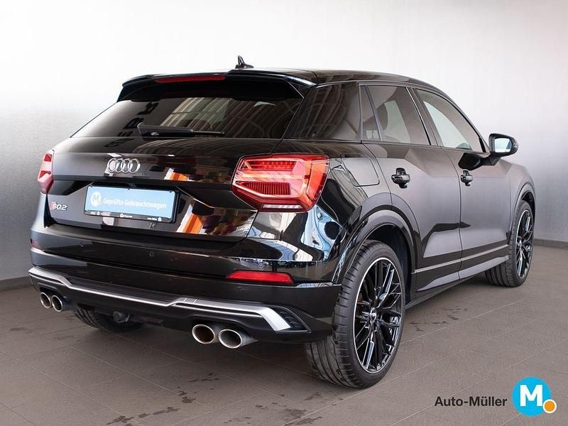 Gebraucht Audi SQ2 Sport 300 PS (220 kW) 2019 Mythosschwarz metallic (metallic) SUV