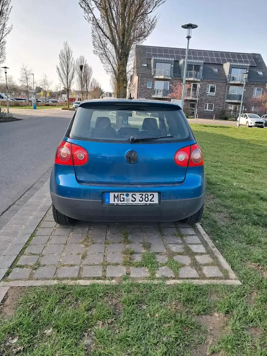 Gebraucht VW Golf 122 PS (89 kW) 2008 Blau Coupé