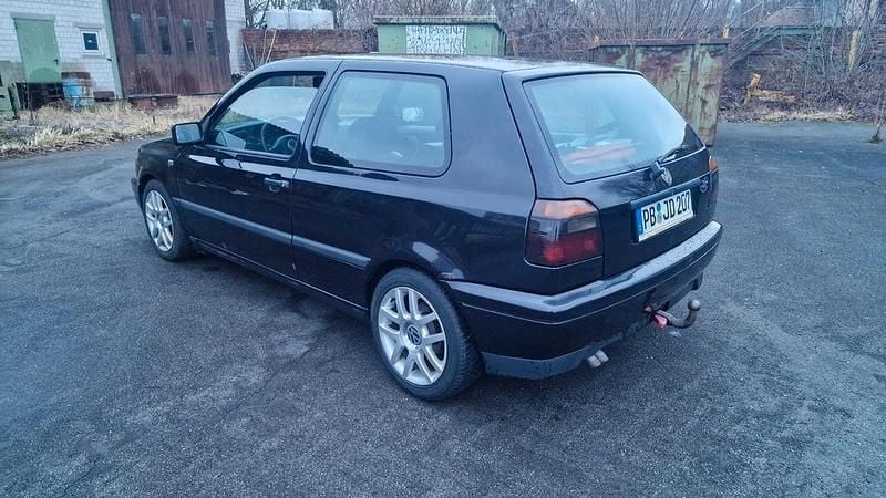Gebraucht VW Golf III 110 PS (80 kW) 1996 Schwarz Limousine