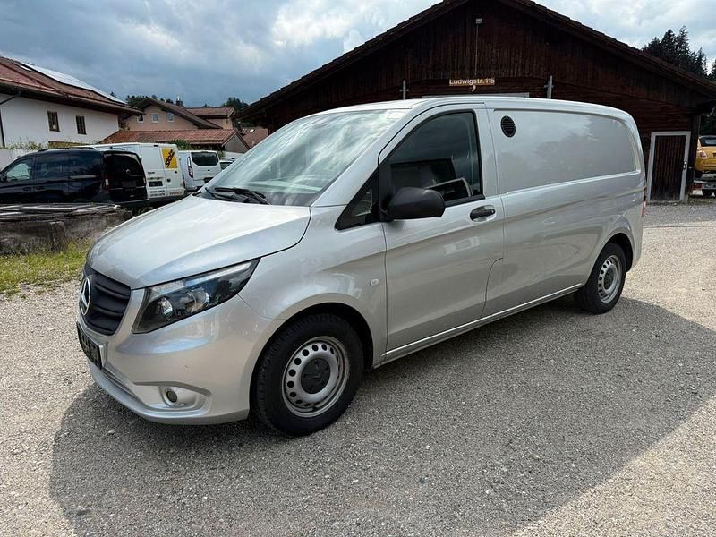 Other Gebraucht 2021 Mercedes Vito Van / Kleinbus | 17.777 € - Bild 1/4