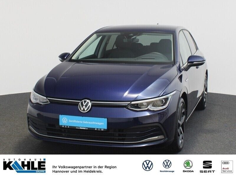 Blau Gebraucht 2020 VW Golf VIII Style Limousine | 19.141 € (Guter Preis) - Bild 1/4