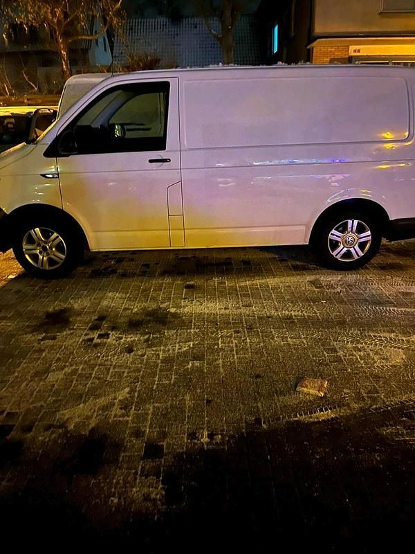 Weiß Gebraucht 2016 VW Transporter Van | 9.300 € (Superpreis) - Bild 1/4