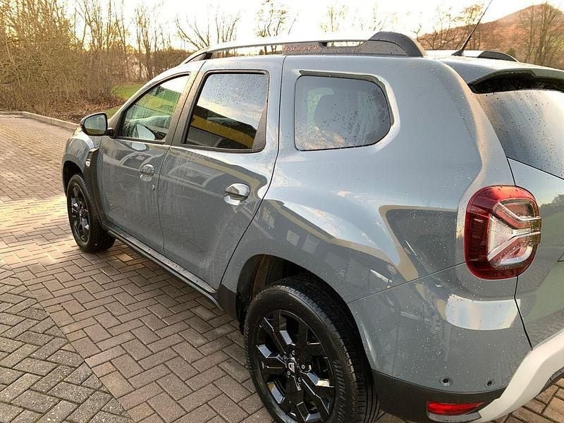 Grau Gebraucht 2022 Dacia Duster Extreme SUV | 18.700 € (Superpreis) - Bild 1/4