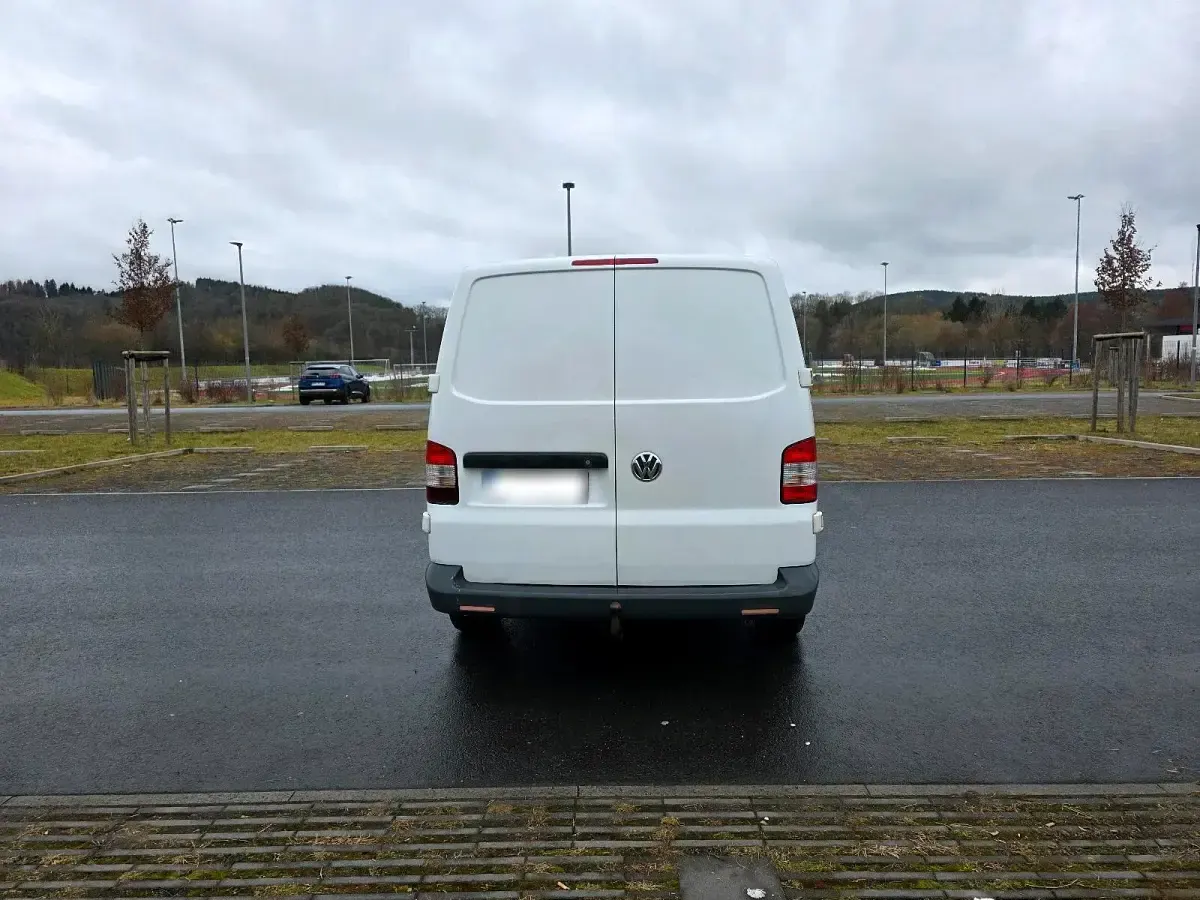 Gebraucht VW Caravelle 160 PS (117 kW) 2014 Weiß Van