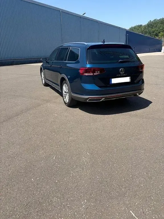 Gebraucht VW Passat Alltrack 200 PS (147 kW) 2020 Blau Kombi