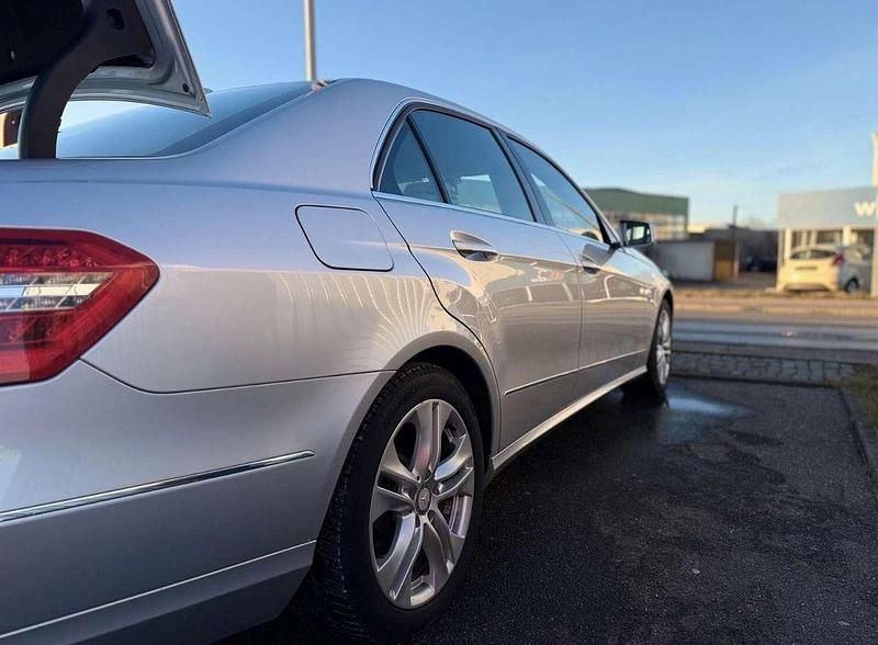 Usata Mercedes E250 Elegance 204 CV (150 kW) 2011 Berlina