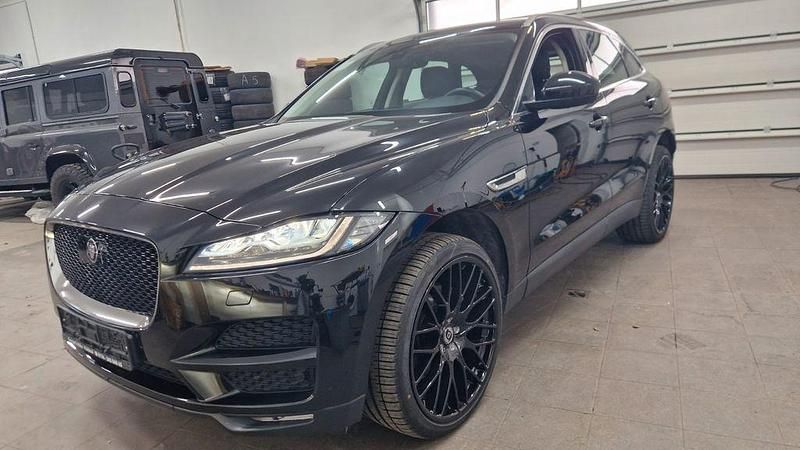 Gebraucht Jaguar F-Pace Prestige 300 PS (220 kW) 2019 Santorini black SUV