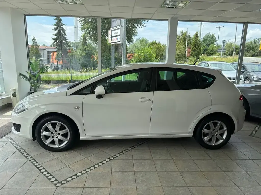 Gebraucht Seat Leon 105 PS (77 kW) 2011 Weiß Kleinwagen