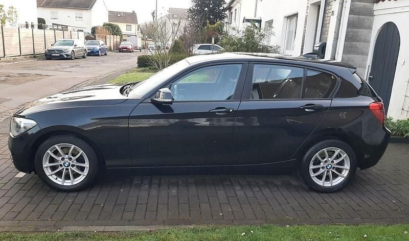 Gebraucht BMW 116 Advantage 136 PS (100 kW) 2013 Schwarz Kleinwagen