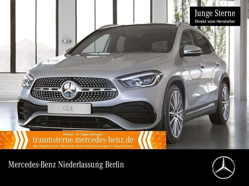 Iridiumsilber Gebraucht 2021 Mercedes GLA250 AMG SUV | 35.990 € (Fairer Preis) - Bild 1/3