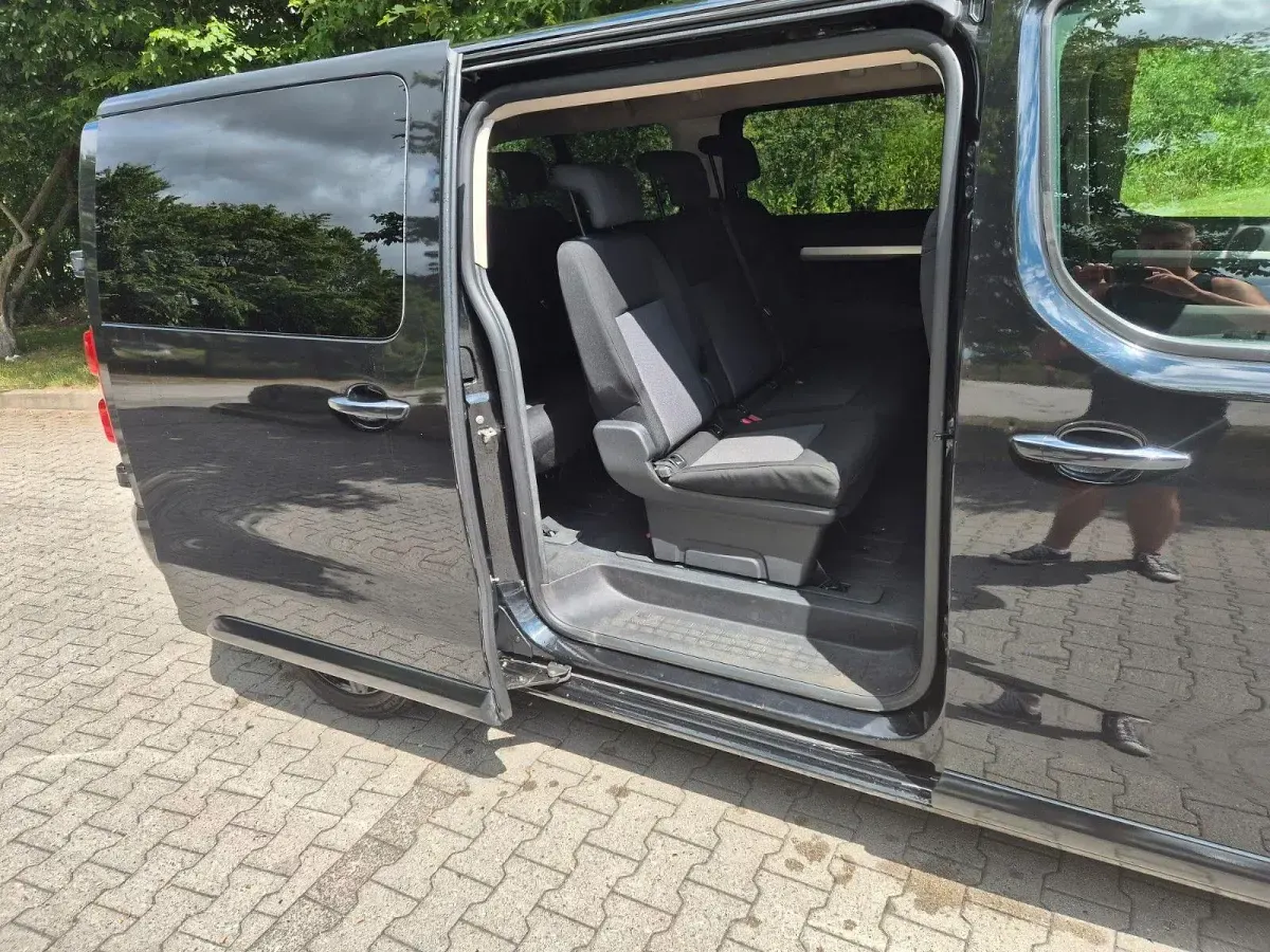 Gebraucht Toyota Proace 177 PS (130 kW) 2018 Schwarz Van / Kleinbus