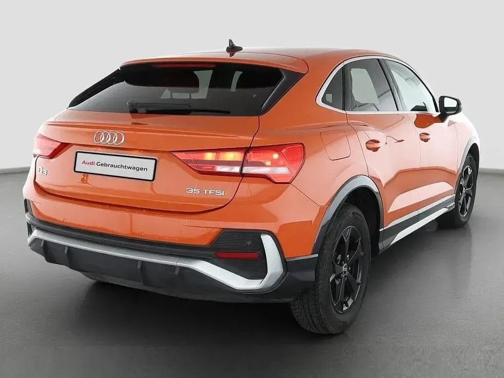 Gebraucht Audi Q3 Sportback S-Line 150 PS (110 kW) 2025 Orange SUV