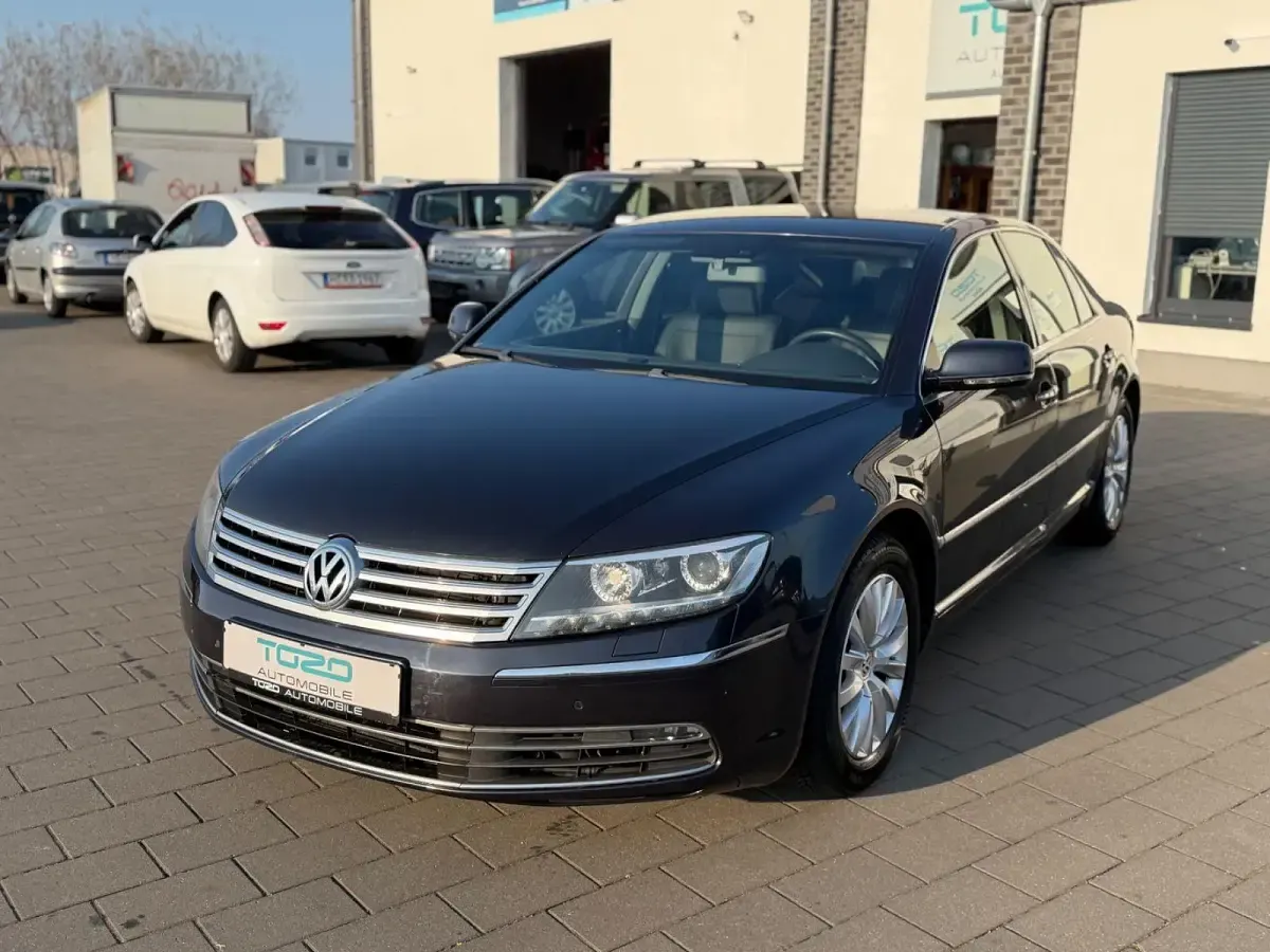 Gebraucht VW Phaeton 245 PS (180 kW) 2015 Grau Limousine