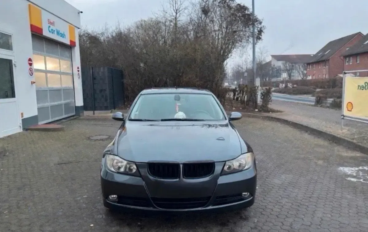 Usata BMW 320 150 CV (110 kW) 2007 Andere farben Berlina