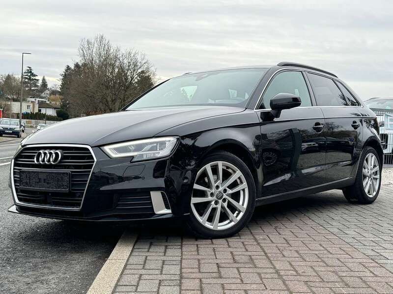 Schwarz Gebraucht 2016 Audi A3 Sport Limousine | 12.900 € (Teuer) - Bild 1/4