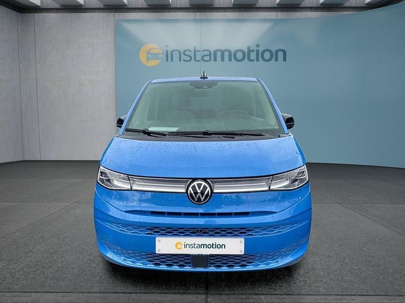 Usata VW Multivan 150 CV (110 kW) 2023 Blu Monovolume