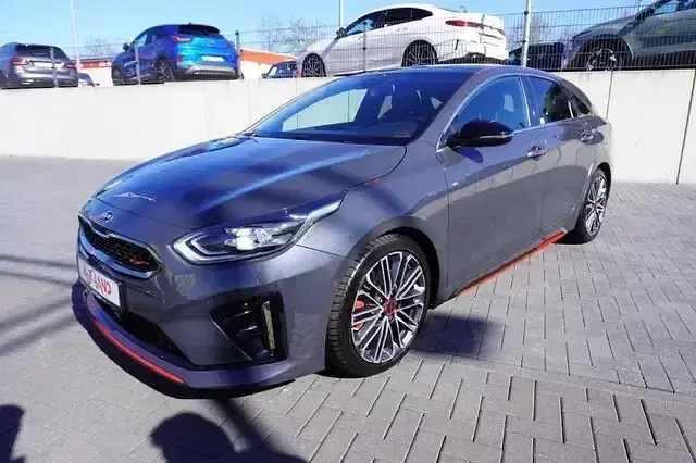 Używany Kia ProCeed GT 204 KM (150 kW) 2021 Szary Kombi
