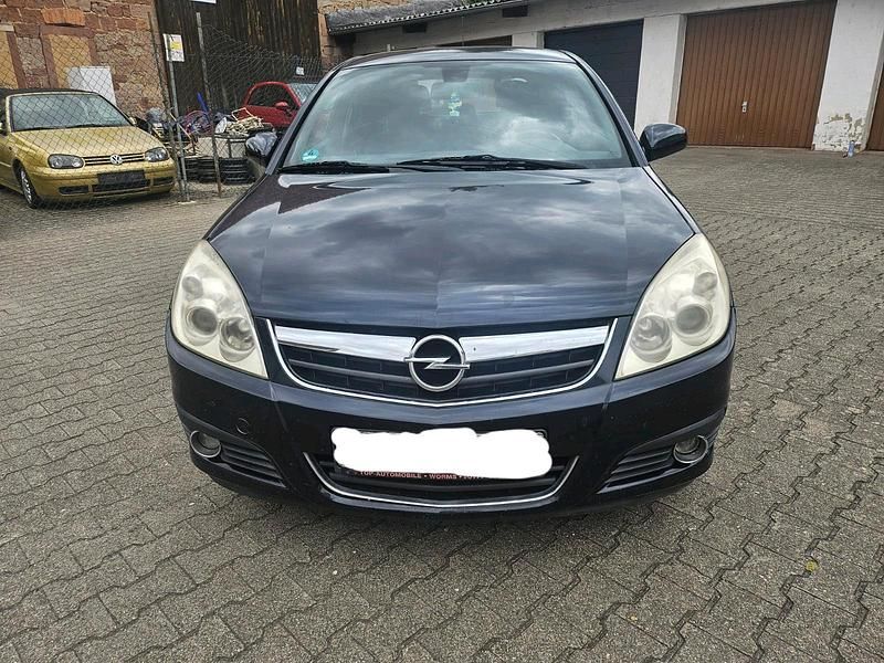 Blau Gebraucht 2006 Opel Signum Kleinwagen | 849 € (Superpreis) - Bild 1/4