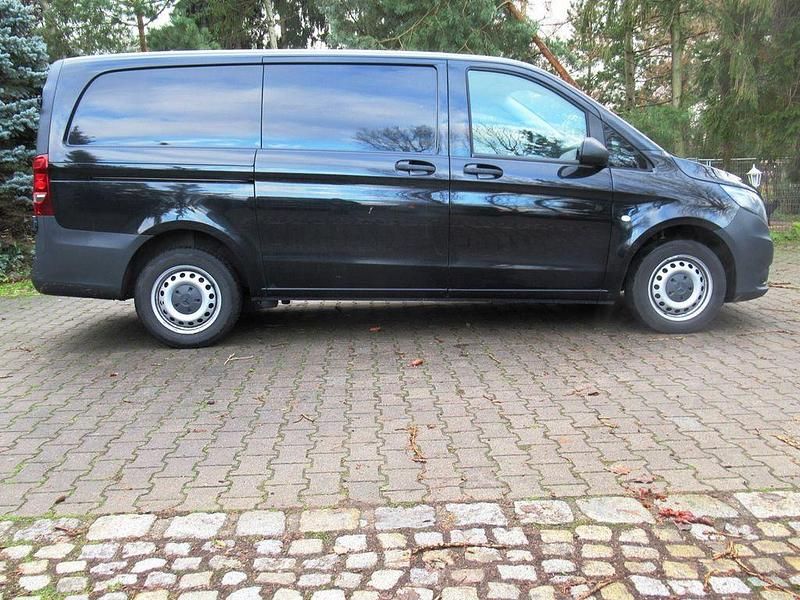 Gebraucht Mercedes Vito 136 PS (100 kW) 2018 Schwarz Van