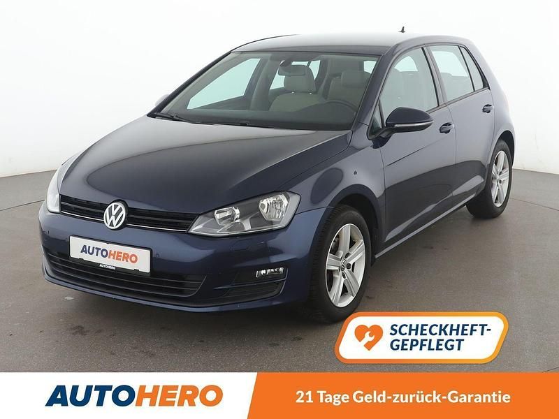 Blau Gebraucht 2015 VW Golf VII Comfortline Limousine | 10.530 € (Fairer Preis) - Bild 1/3