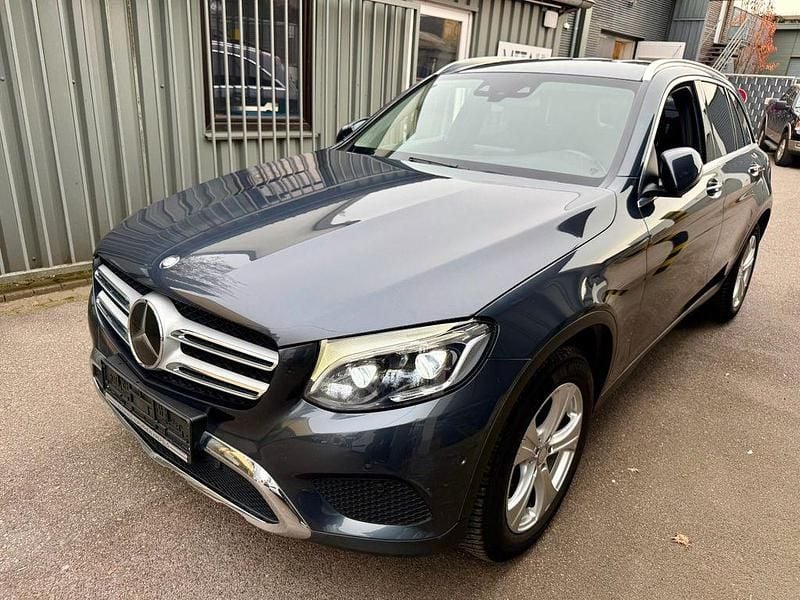 Gebraucht Mercedes GLC250 AMG line 204 PS (150 kW) 2015 Tenoritgrau  metalliclack SUV