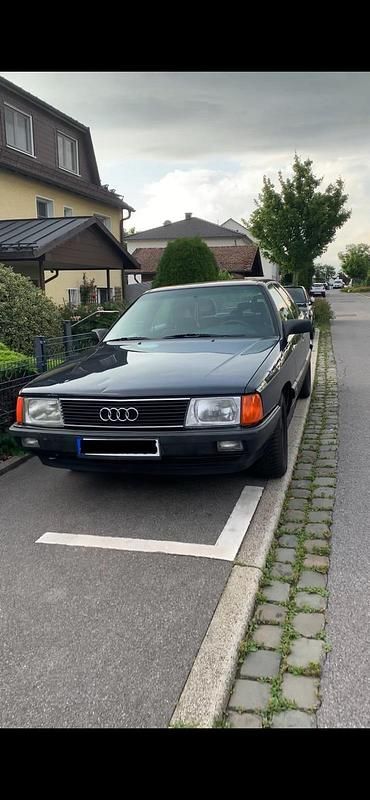 Second-hand Audi 100 90 CP (66 kW) 1990 Albastru Berlinǎ